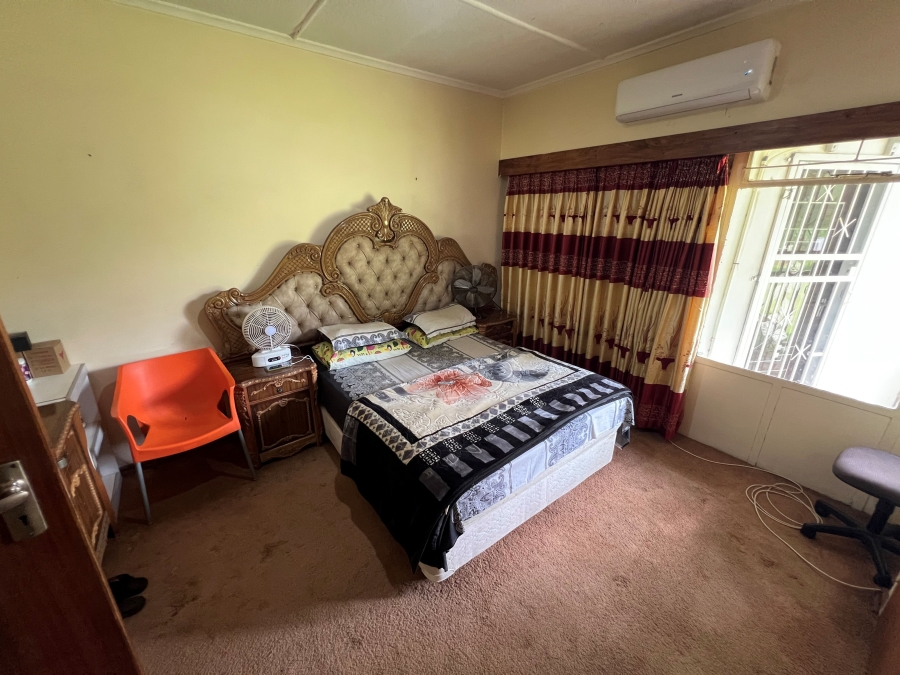 6 Bedroom Property for Sale in Irene Park North West